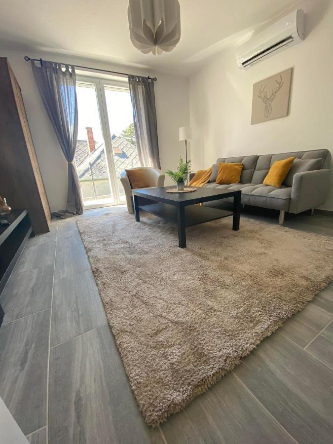 Malna Vendeghaz Siofok Apartment Bagian luar foto
