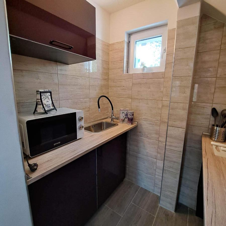 Malna Vendeghaz Siofok Apartment Bagian luar foto